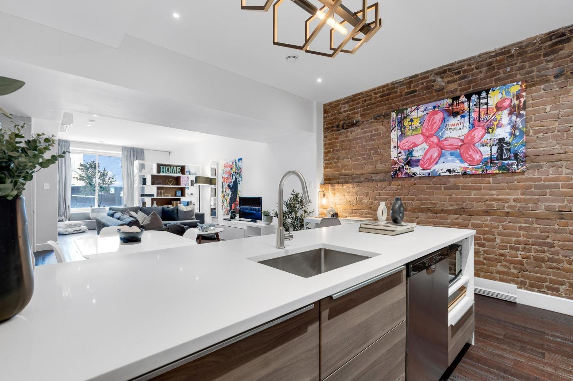 Liv Mtl Soho Aparthotel Montréal Eksteriør bilde